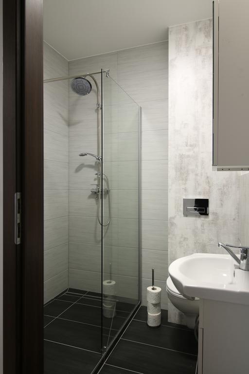 Willa Browar Pokoje Goscinne W Centrum Miasta Na Starowce, Self Check In 24H, Fv, Tv Smart, Darmowe Wi-Fi, Parking, W Sasiedztwie Restauracji I Kawiarni, Uslugi Escort Zakazane Starogard Gdanski Exterior photo